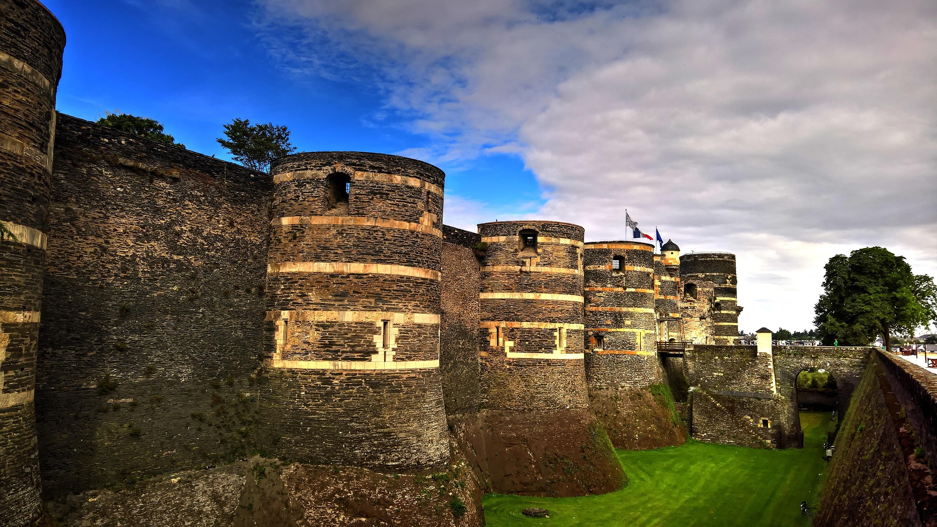 Chateau Angers Chateau Angers